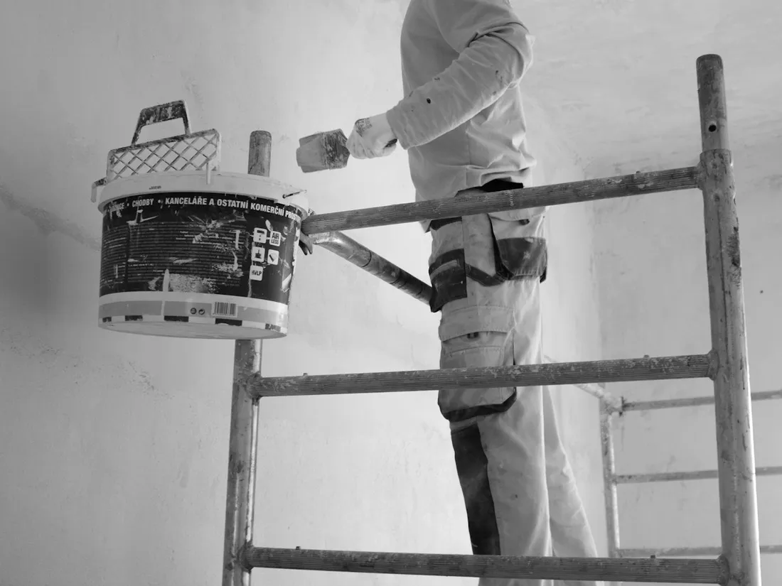 Peinture intérieure d'un salon repeint à Orvault